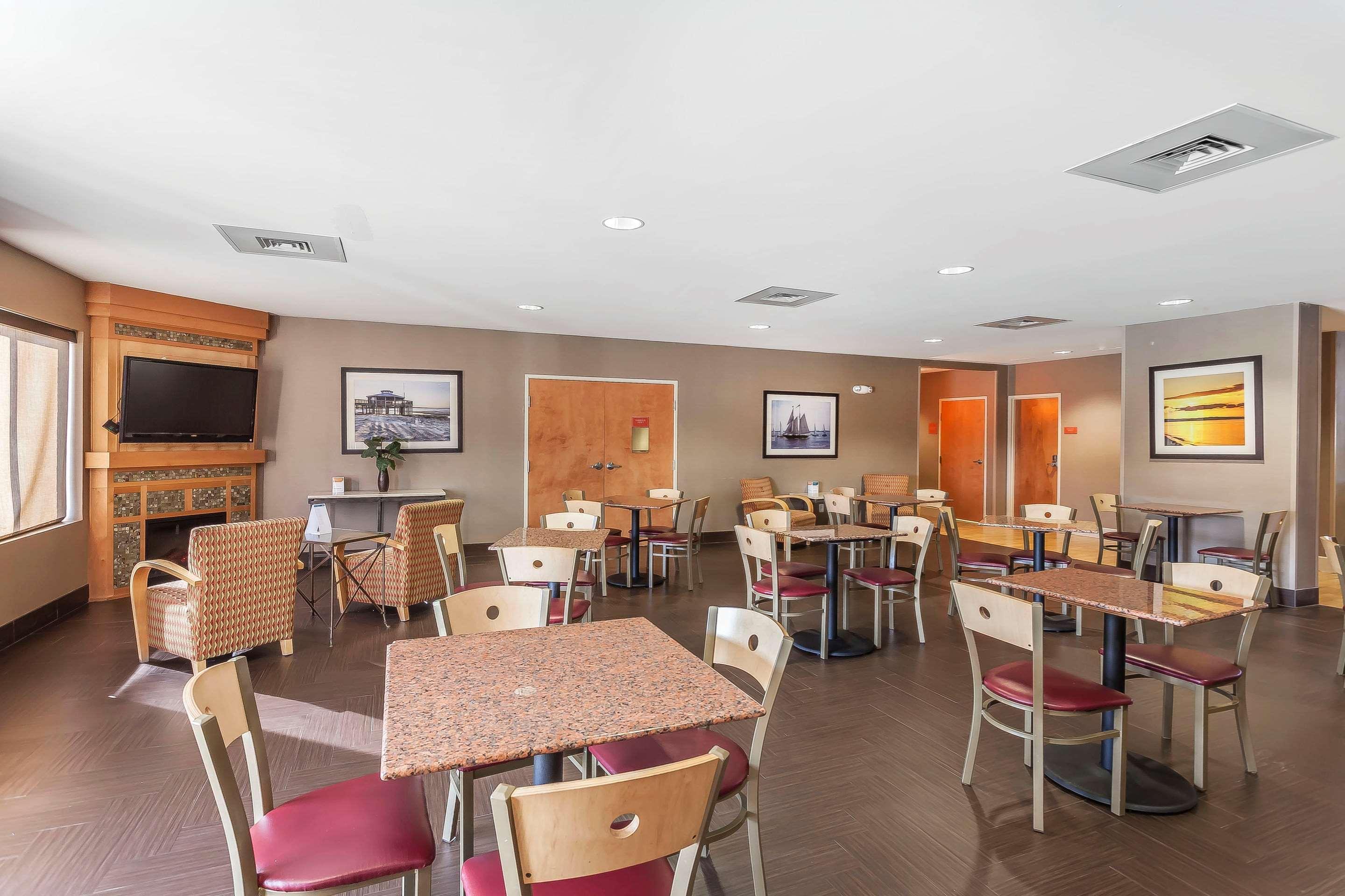 Comfort Suites Suffolk - Chesapeake Luaran gambar