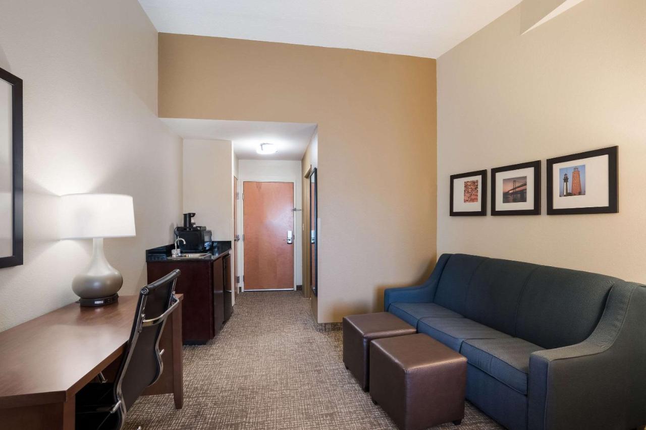 Comfort Suites Suffolk - Chesapeake Luaran gambar