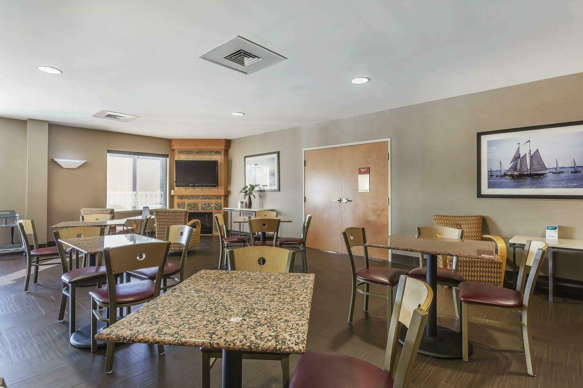 Comfort Suites Suffolk - Chesapeake Luaran gambar